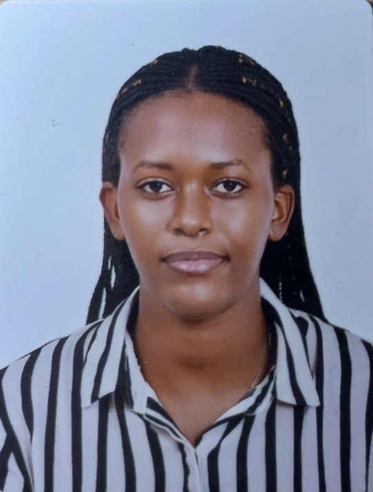 Laila Kabagema - Mathe, Chemie tutor