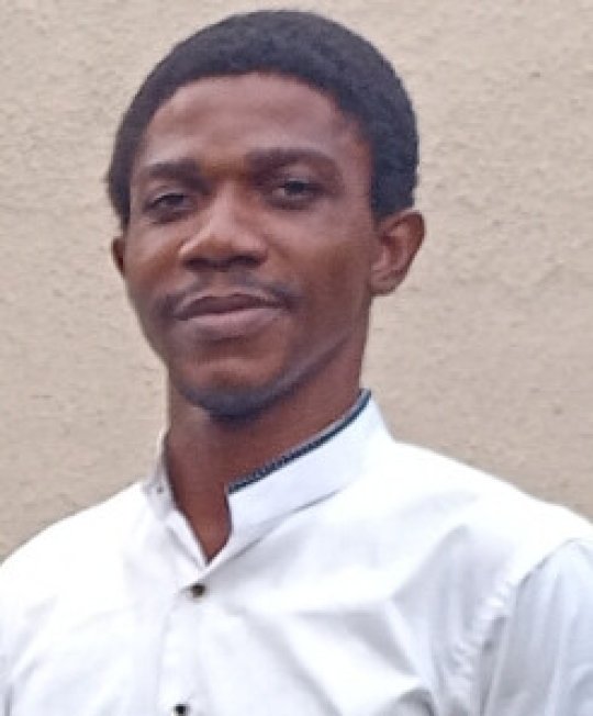 Olakunle Eyitayo Ayodele - Mathe, Englisch, Sporterziehung tutor