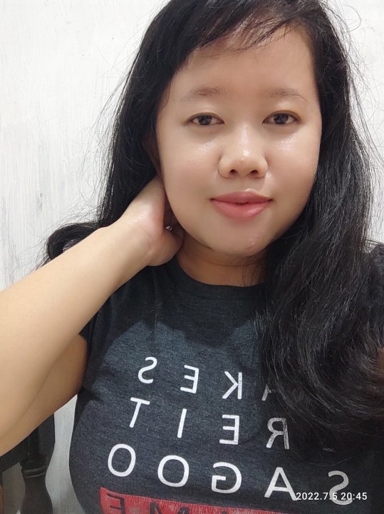 Siti Salima - Mathe, Physik, Chemie, Biologie tutor