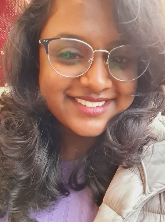 Devaraju Tejaswini - Mathe, Physik, Chemie tutor