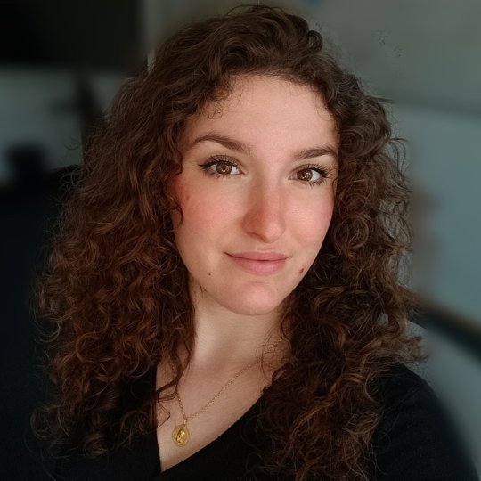 Julie-Marie - Französisch, Mathe, Spanisch tutor