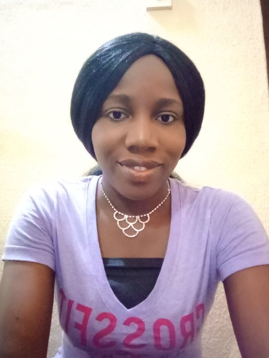 DORCAS Adebiyi - Mathe, Chemie, Biologie tutor