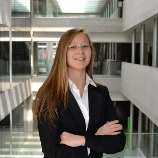 Anastasia - Wirtschaft, Mathe, Englisch tutor