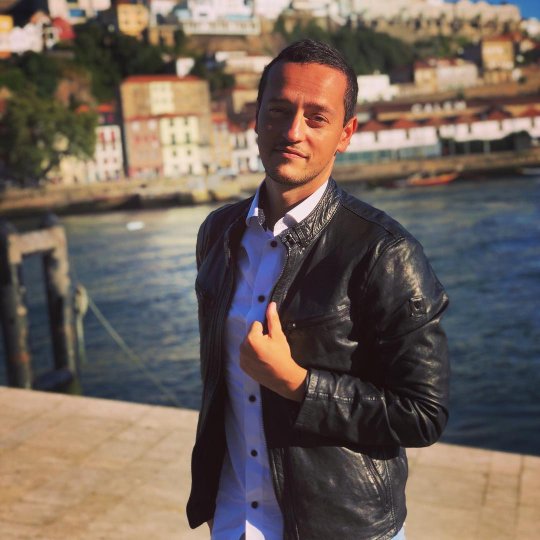 Branco Cristiano - Englisch, Spanisch, Europäisches Portugiesisch tutor