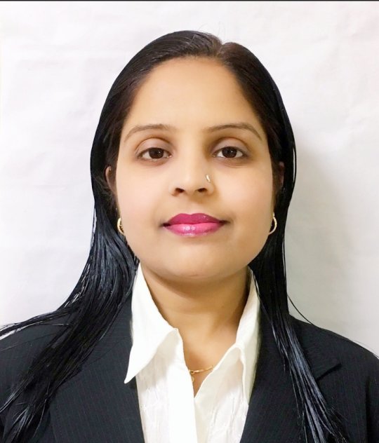Akhare Smita - Englisch, Chemie, Biologie, Mathe, Hindi tutor