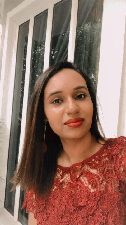 Raj Shaveena - Englisch tutor