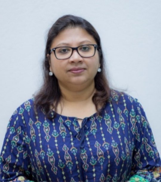 Bhattacharya Reshmi - Biologie, Englisch, Deutsch, Mathe tutor
