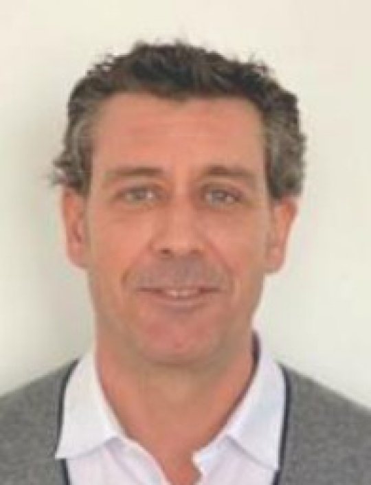 Sergio Sergio - Mathe, Chemie, Physik, Wirtschaft, Spanisch, Biologie tutor